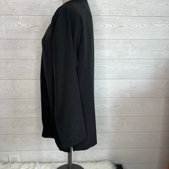 Bedford Fair Lifestyles black button up tunic Size 12P - Picture 2 of 7
